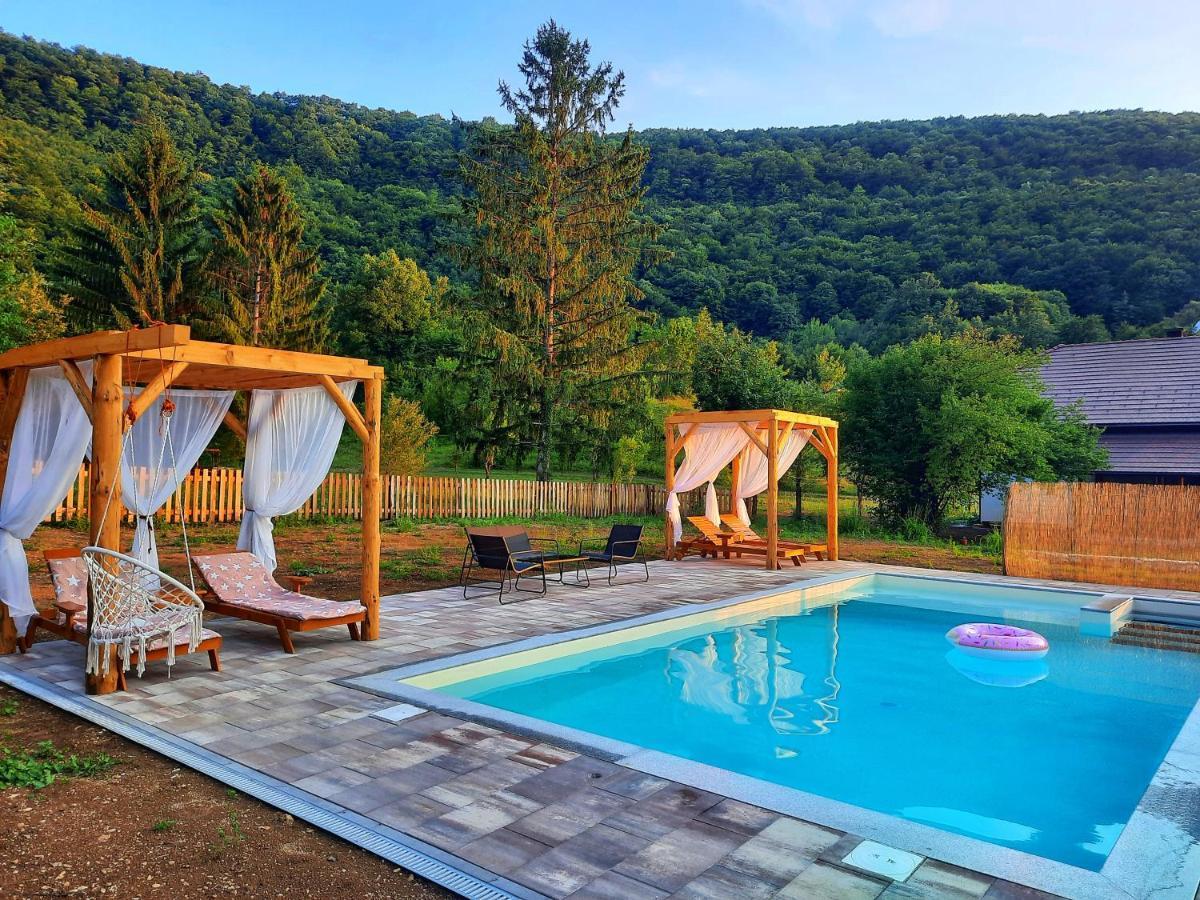 Willa Vacation House Studenac Bihać Zewnętrze zdjęcie